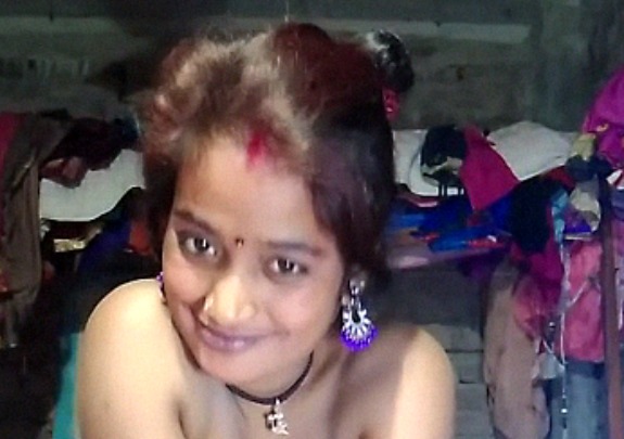 horrny village boudi exposing fully naked video pussy