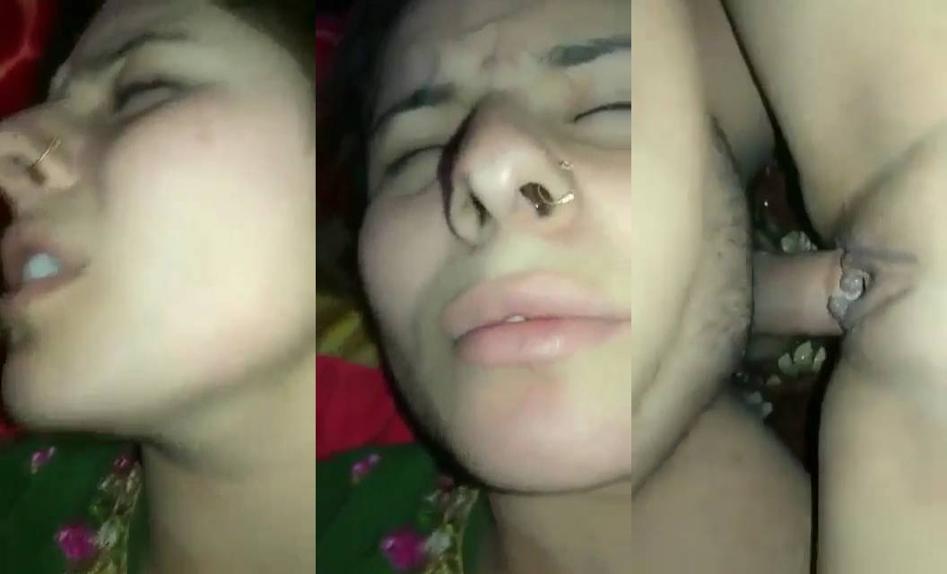 Fucking cute sexy girlfriend in hotel