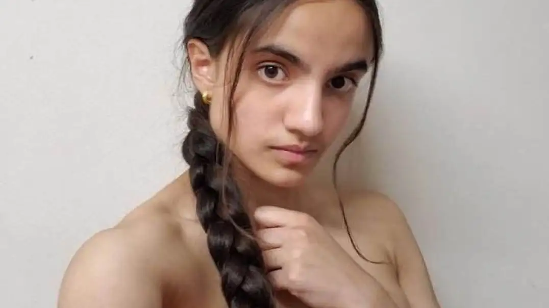 Desi bhabhi ka secret hot romance private show