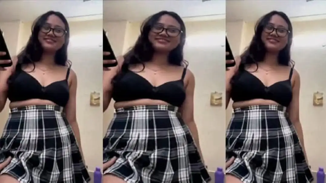 NRI Wife’s Private Hot Secret Desi Fuck Session Leaked