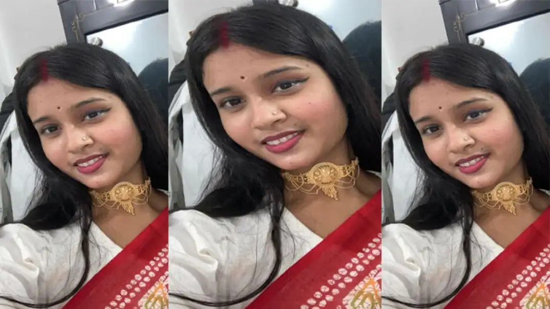 Desi bhabhi reveals her secret hot romance moves