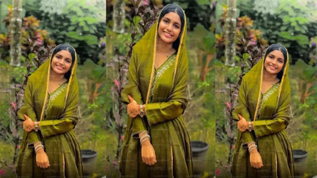 Hot Mallu Teen Girl Shows Boobs & Pussy on Video Call