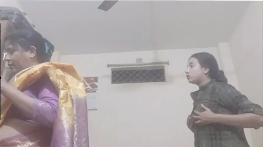 Hot Secret Brother Catches Sister Changing Private Boobs