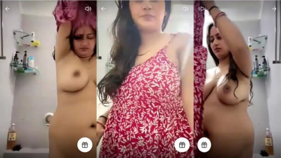 Hot Indian MILF Secretly Strips Nude on Live Cam Full Video