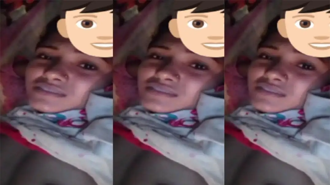 Hot Desi Bhabhi Secretly Pleases Her Lover