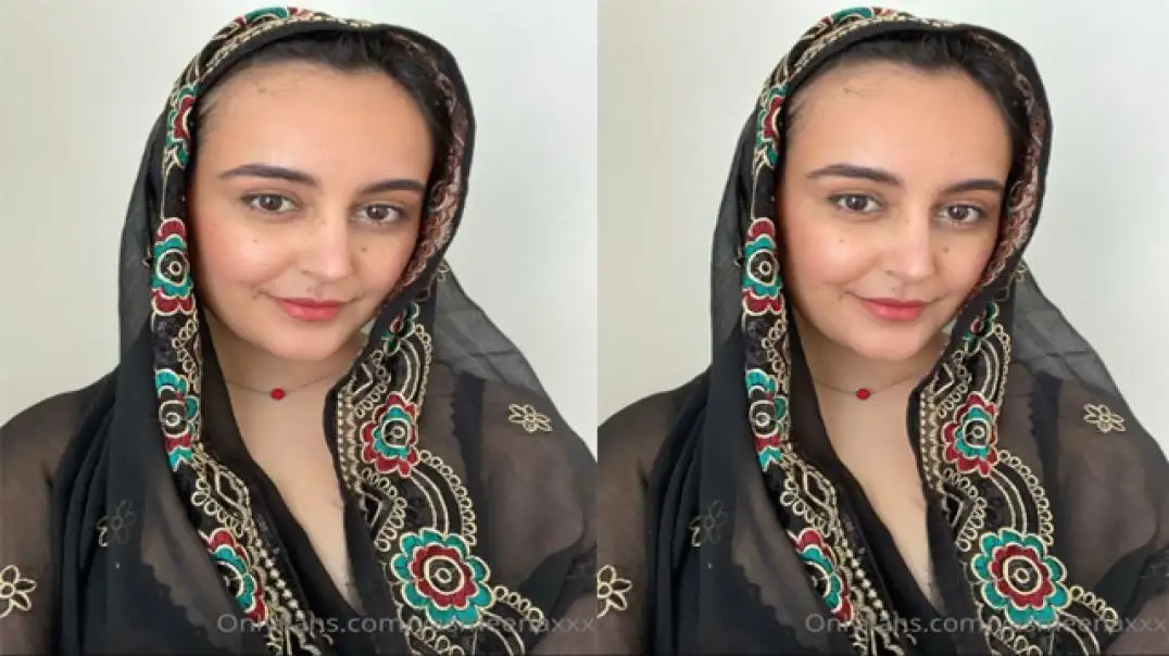 Kashmiri hot milf Yasmeena Ali private romance videos part 2